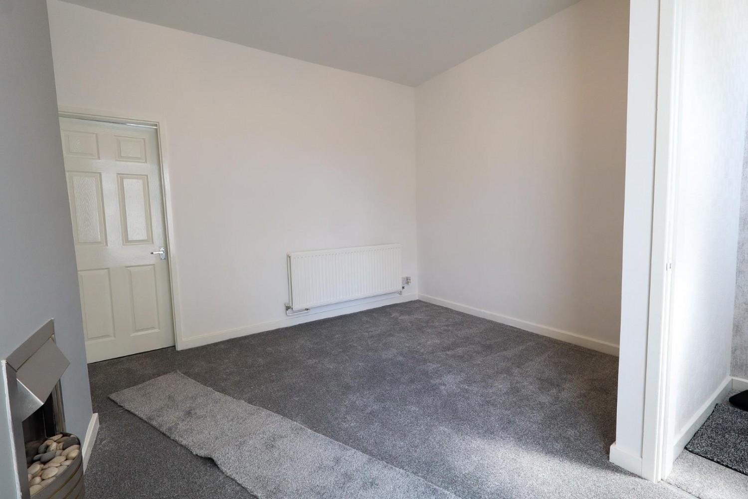 2 bedroom House for sale in Throstle Bank Street, Hyde