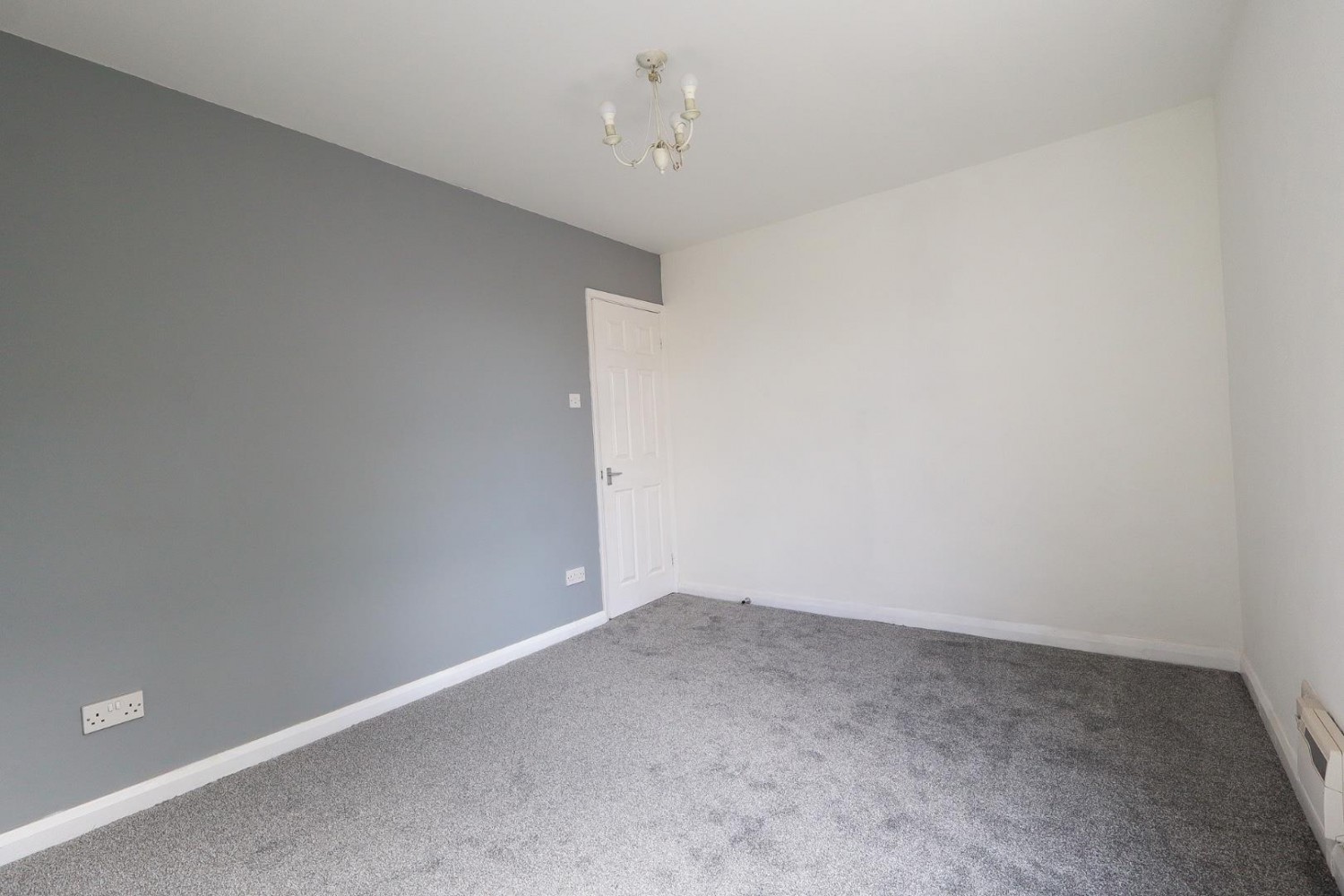 2 bedroom House for sale in Throstle Bank Street, Hyde