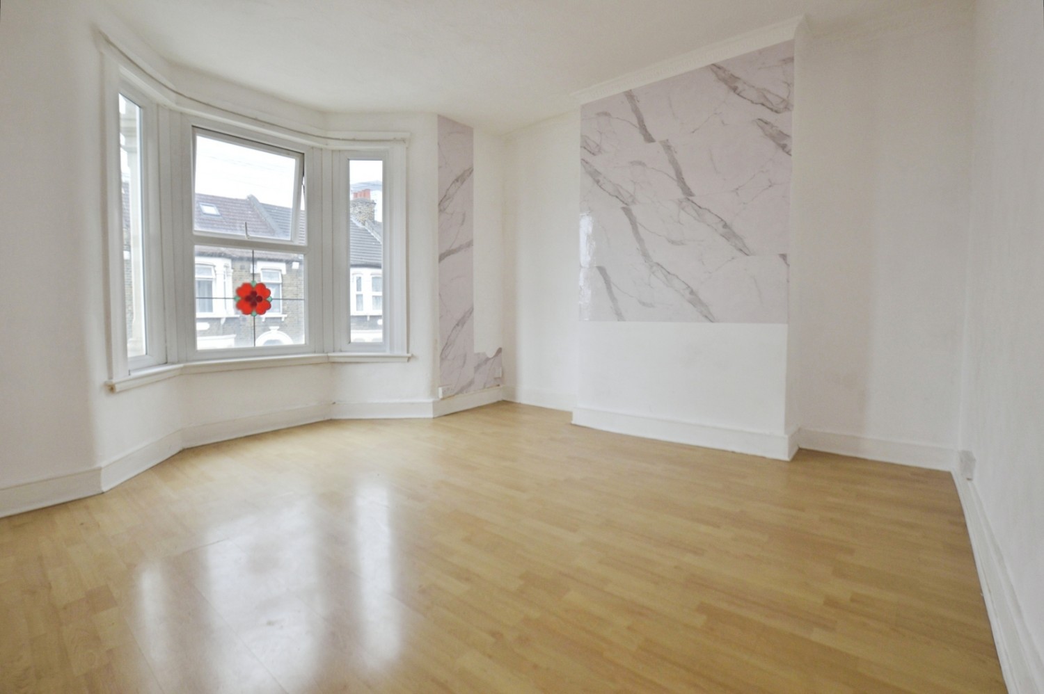 3 bedroom Flat to let in Kildare Road, London, E16