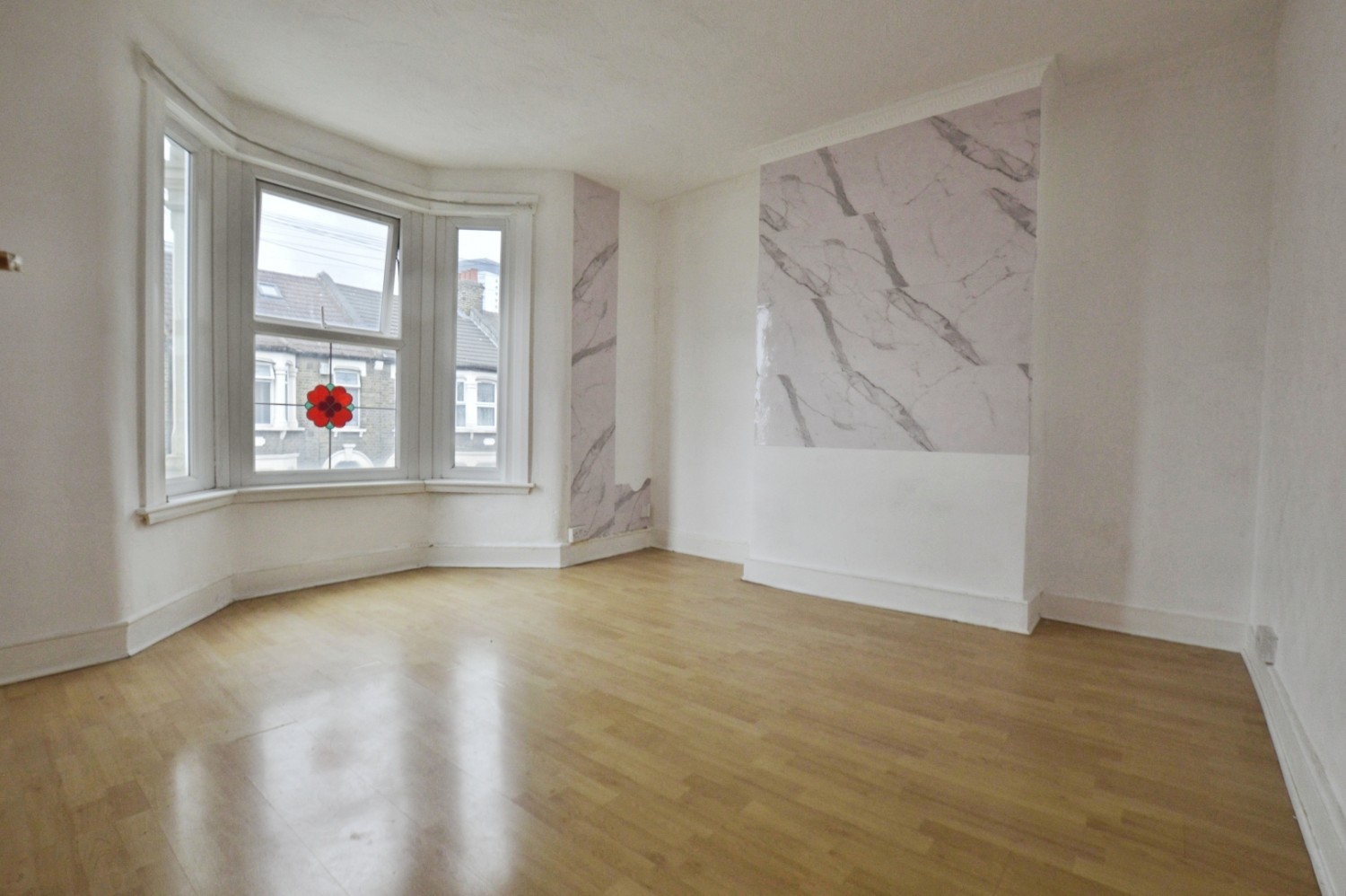 3 bedroom Flat to let in Kildare Road, London, E16