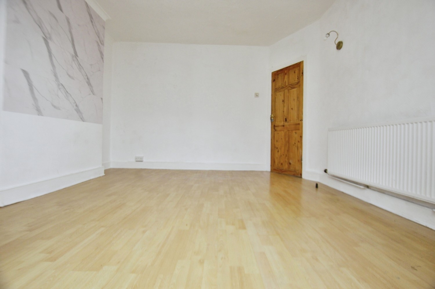 3 bedroom Flat to let in Kildare Road, London, E16