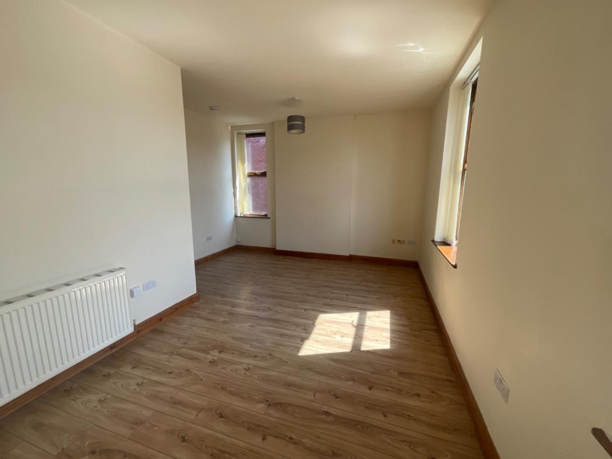 Flat 5, Thompson Cross, Stamford Street, Stalybridge