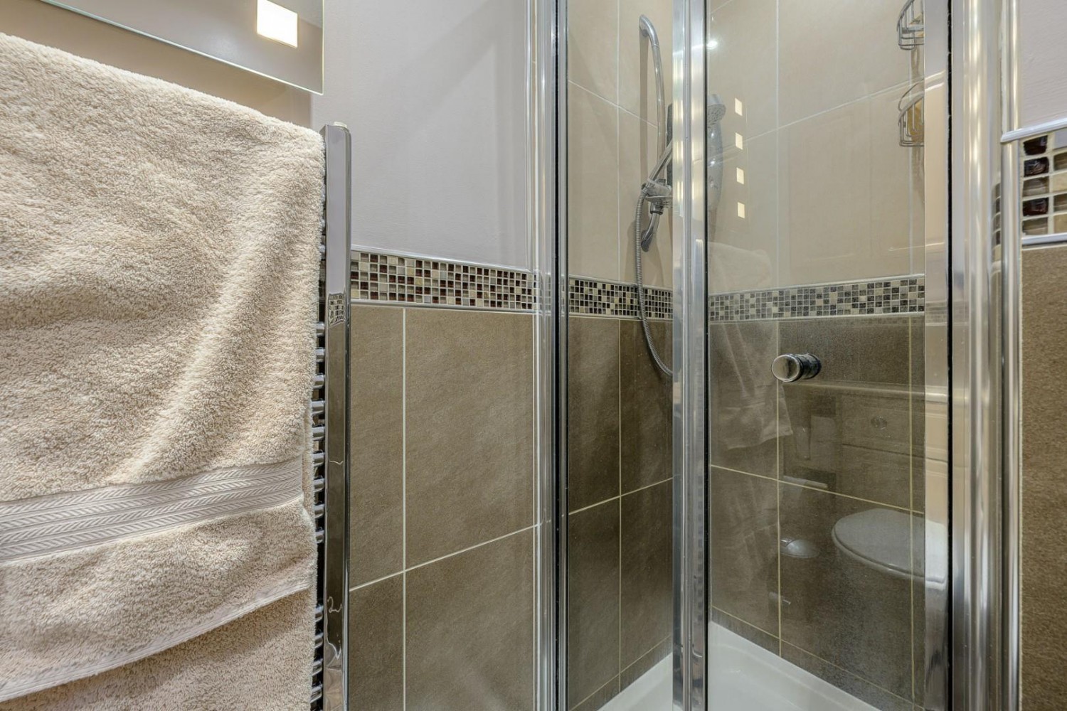 5 bedroom House for sale in Roper Way, Dudley