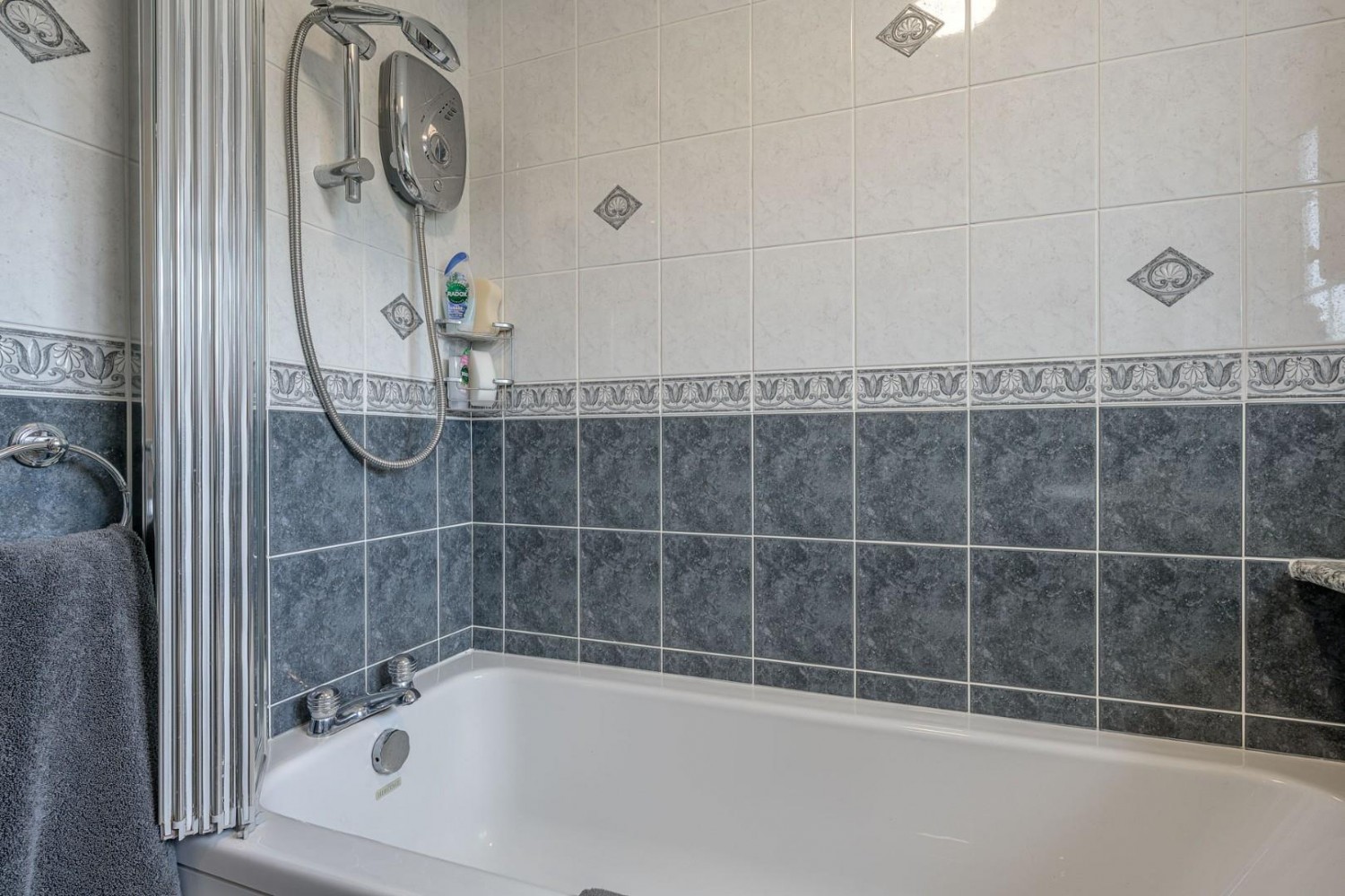 5 bedroom House for sale in Roper Way, Dudley