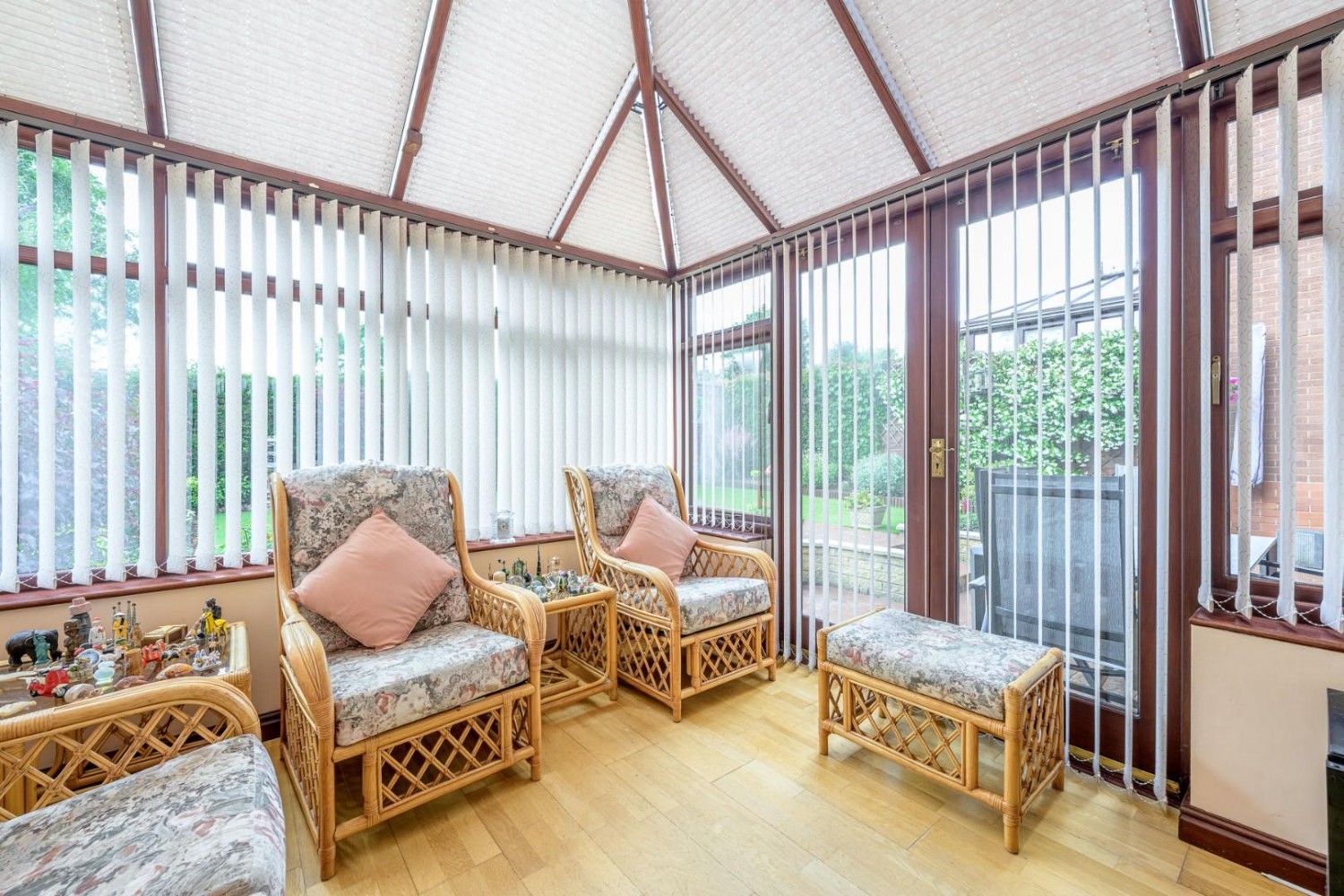 5 bedroom House for sale in Roper Way, Dudley