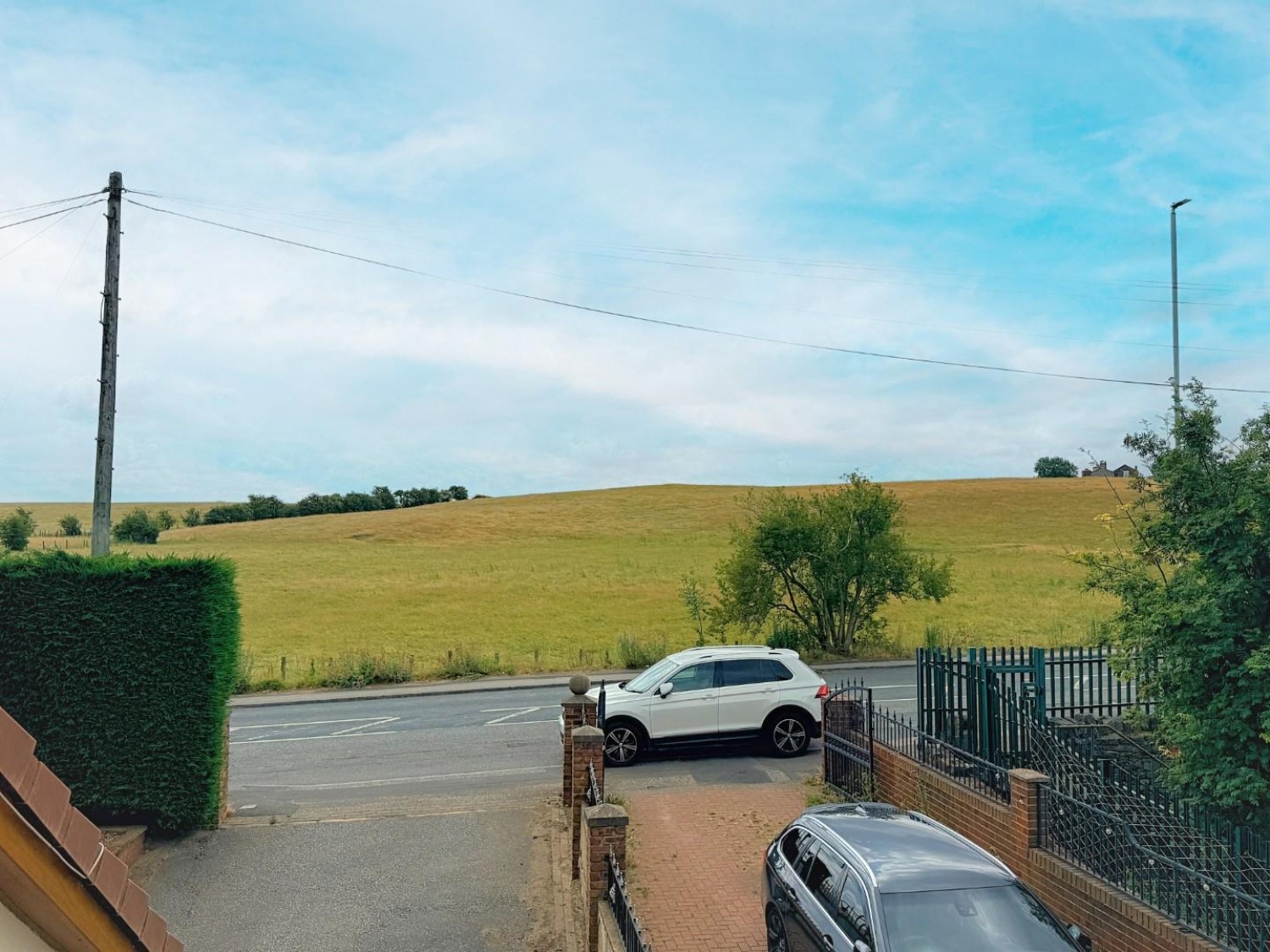 3 bedroom House for sale in Whitehall Road, Farnley, LS12