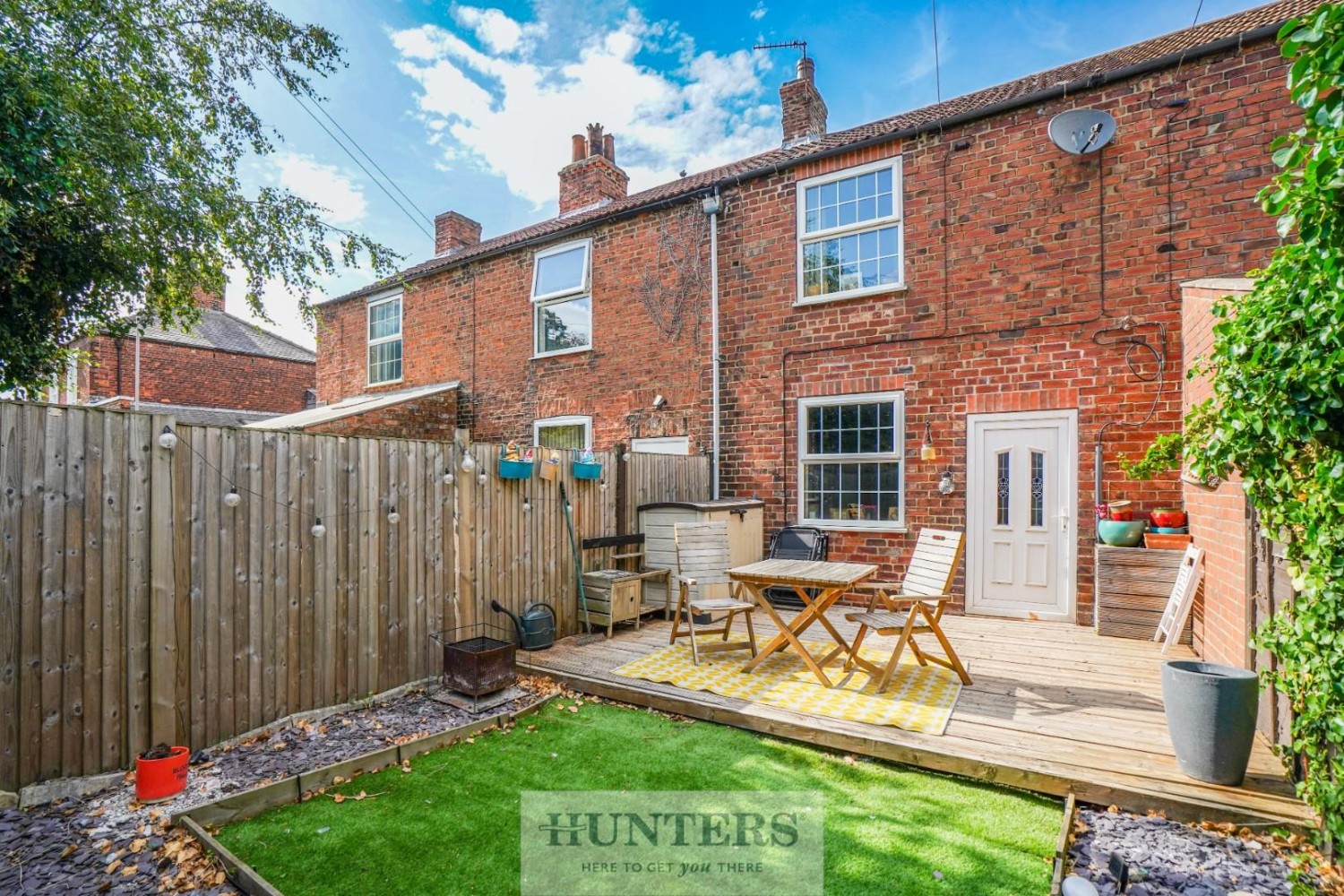 2 bedroom House for sale in Main Road, Hambleton, Selby, YO8 9JD