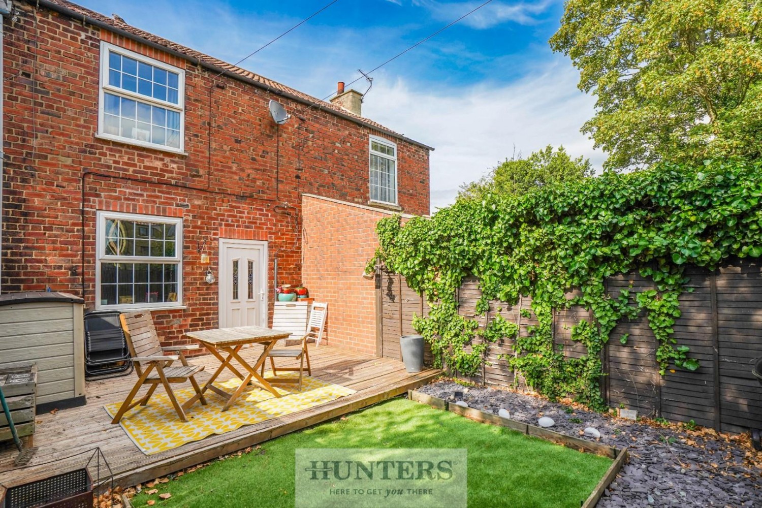 2 bedroom House for sale in Main Road, Hambleton, Selby, YO8 9JD