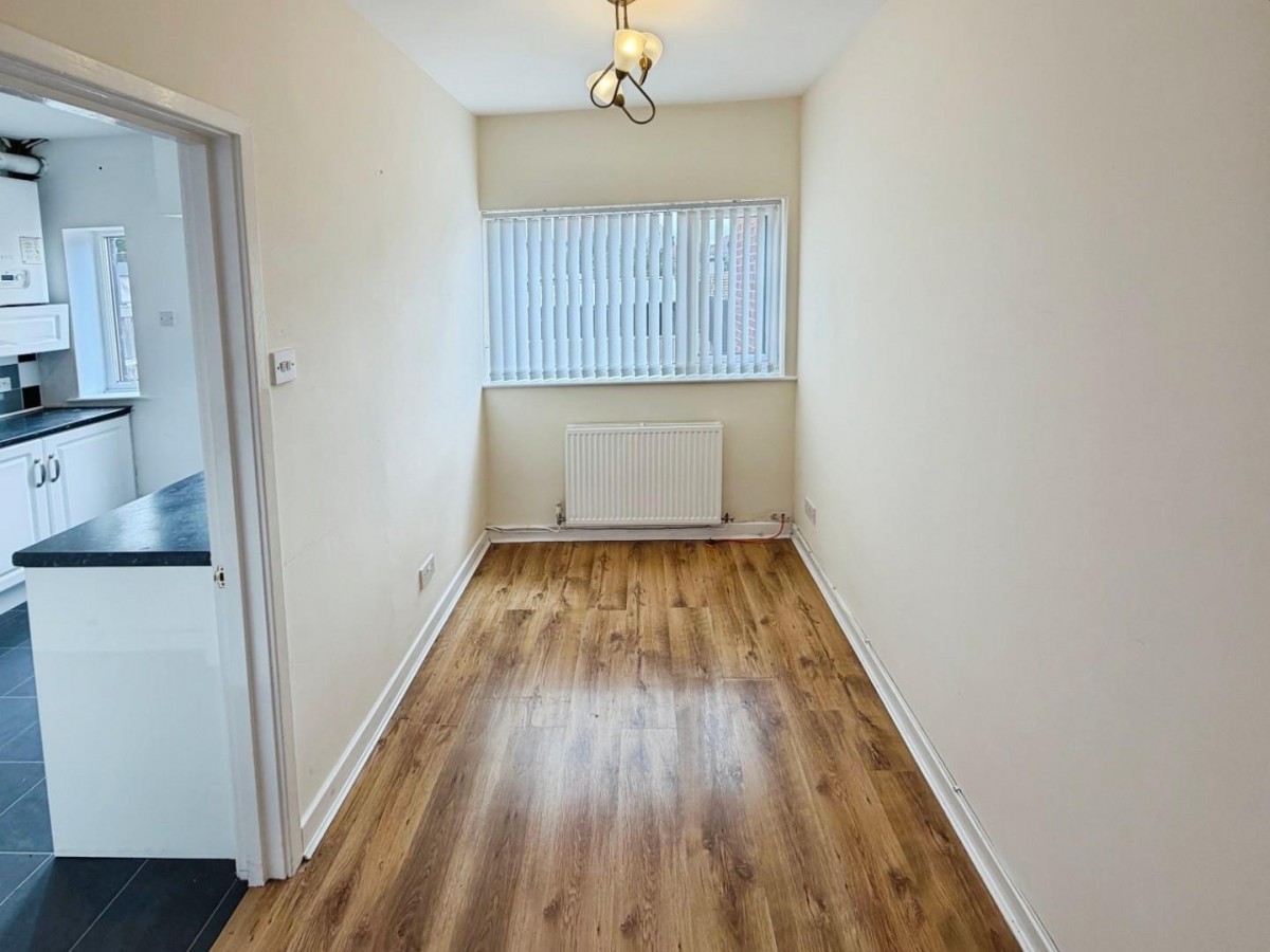Compton Place, Ellesmere Port, Cheshire, CH65 8BG
