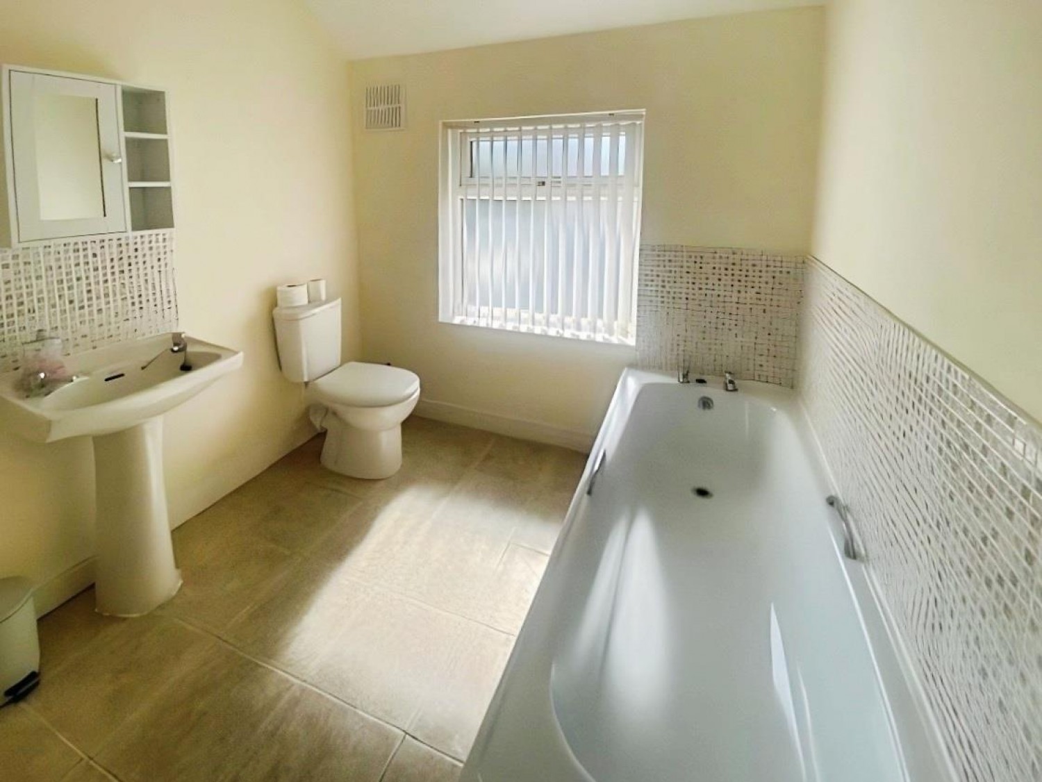 2 bedroom House for sale in Compton Place, Ellesmere Port, Cheshire, CH65 8BG