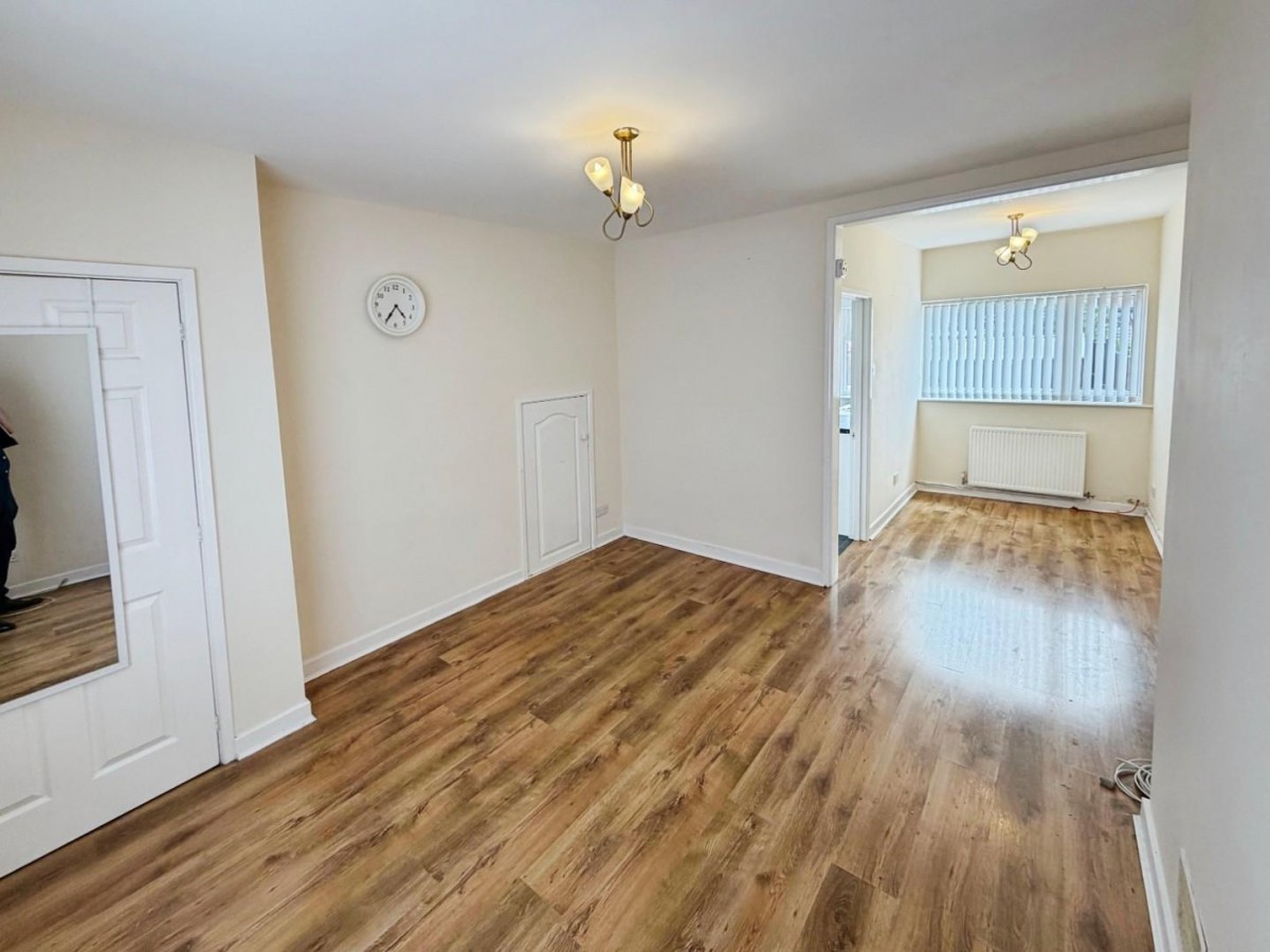 Compton Place, Ellesmere Port, Cheshire, CH65 8BG