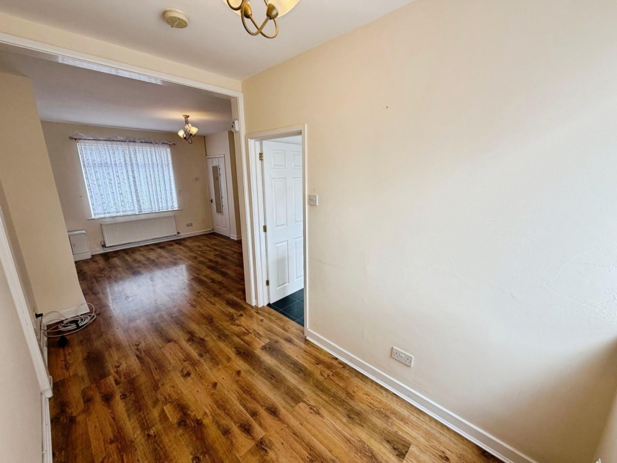 Compton Place, Ellesmere Port, Cheshire, CH65 8BG