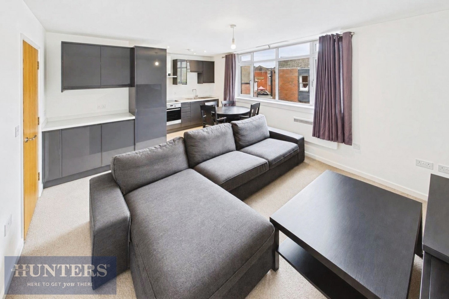 2 bedroom Flat for sale in 9 New Road, Hythe, Southampton