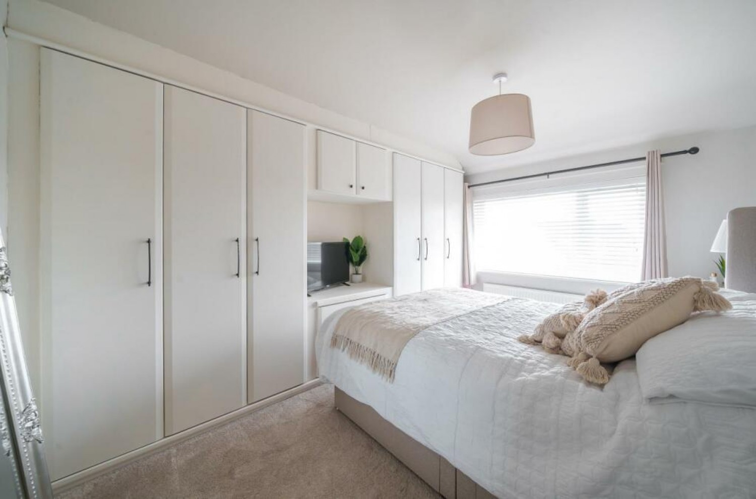 3 bedroom House for sale in West End Drive, Horsforth, Leeds