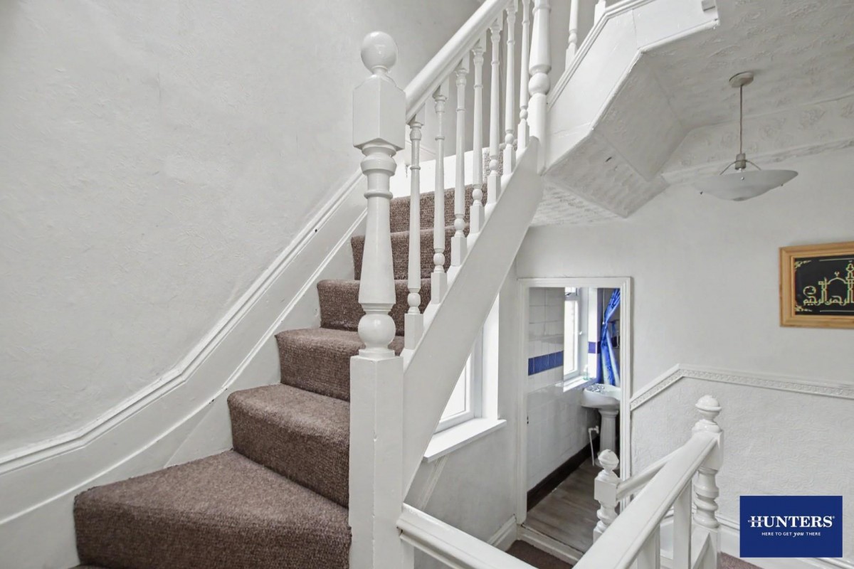 Arnold Place Bradford, West Yorkshire, BD8 8NH