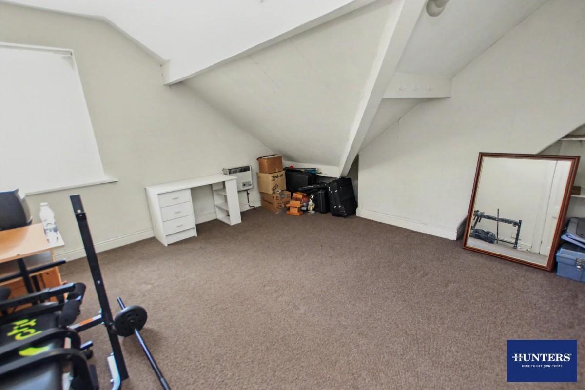 Arnold Place Bradford, West Yorkshire, BD8 8NH