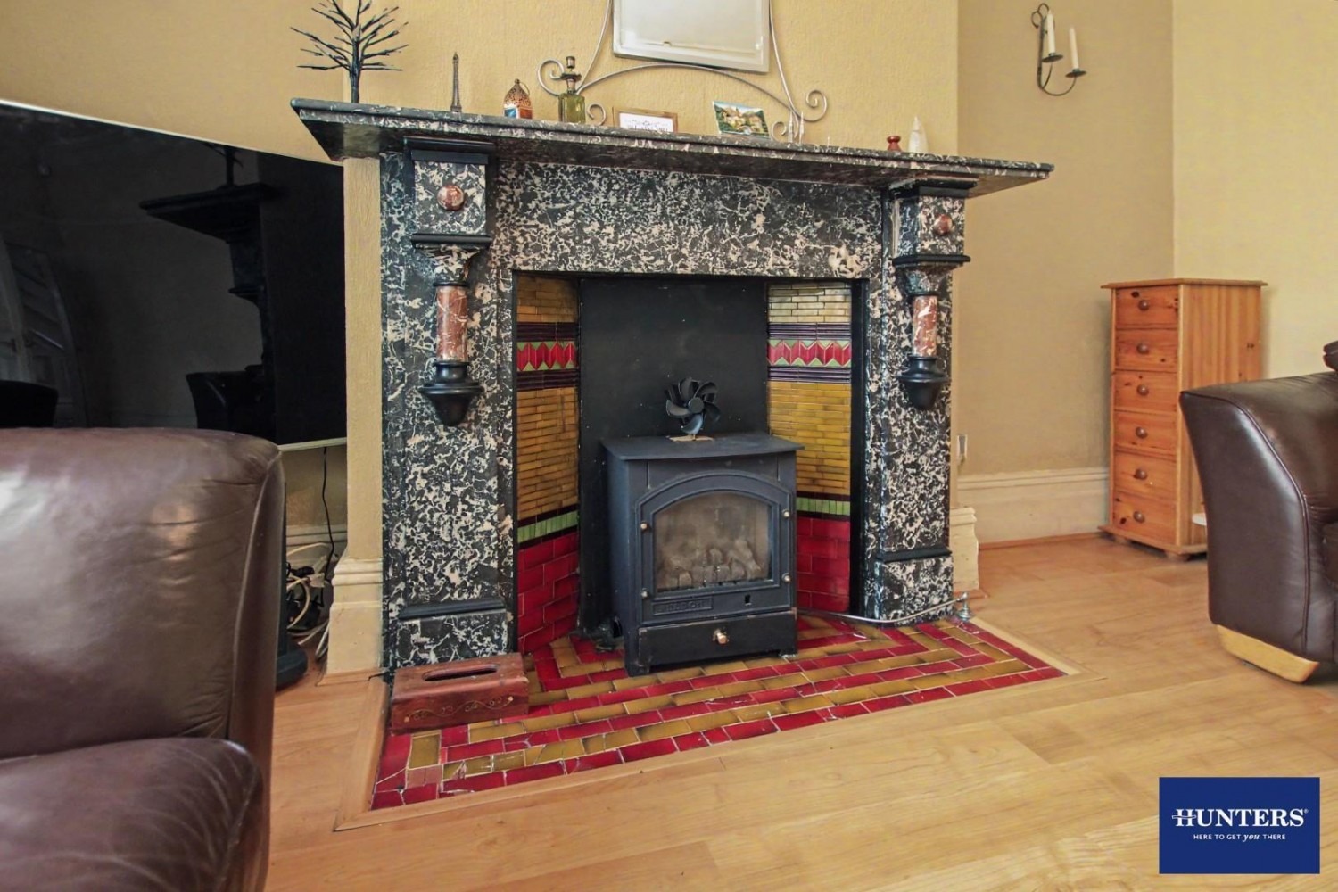 6 bedroom House for sale in Arnold Place Bradford, West Yorkshire, BD8 8NH