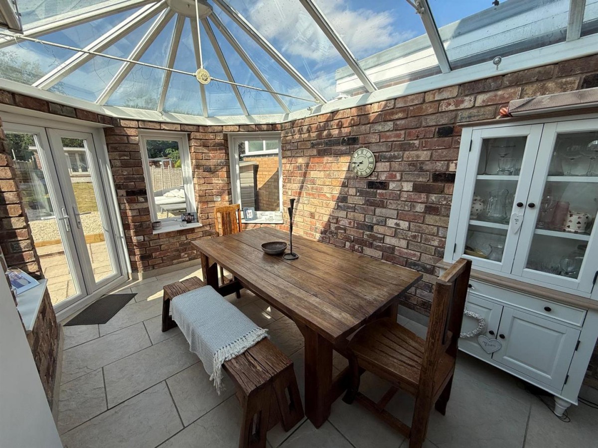 Park Road West, Wollaston, Stourbridge, DY8 3NQ