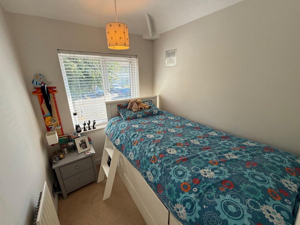Park Road West, Wollaston, Stourbridge, DY8 3NQ