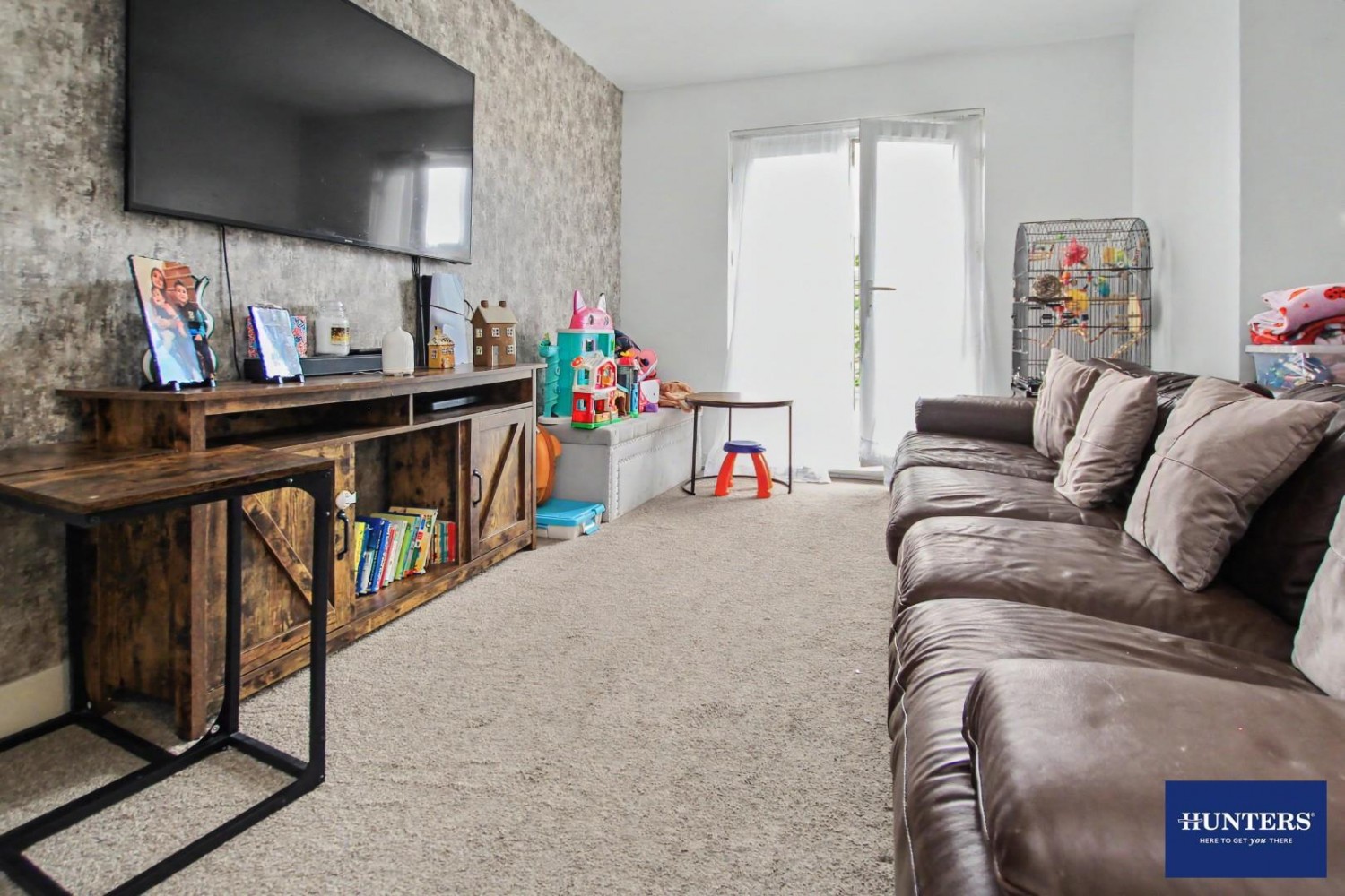 2 bedroom Flat for sale in Sandhill Close ,Bradford, BD8 0DZ
