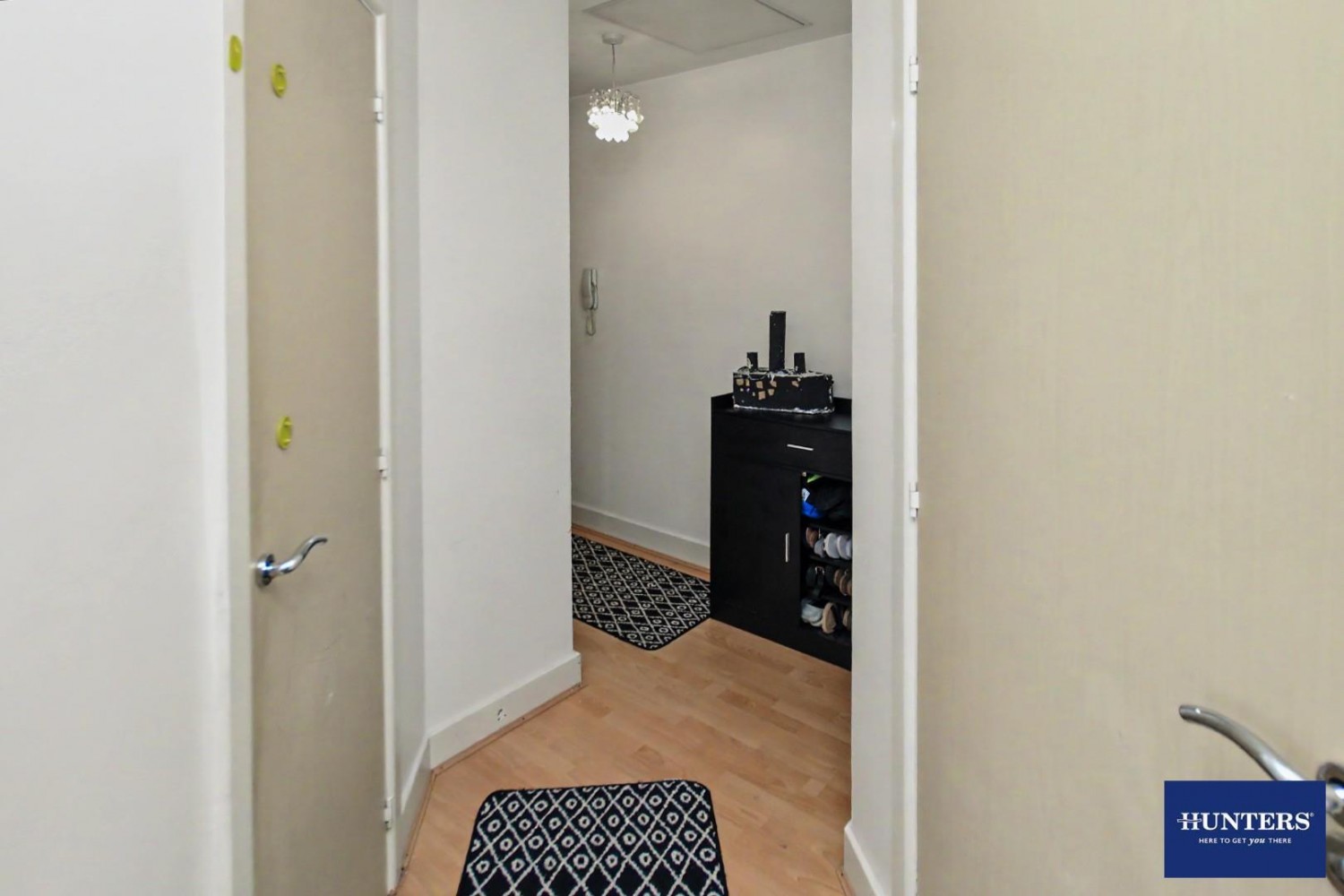 2 bedroom Flat for sale in Sandhill Close ,Bradford, BD8 0DZ