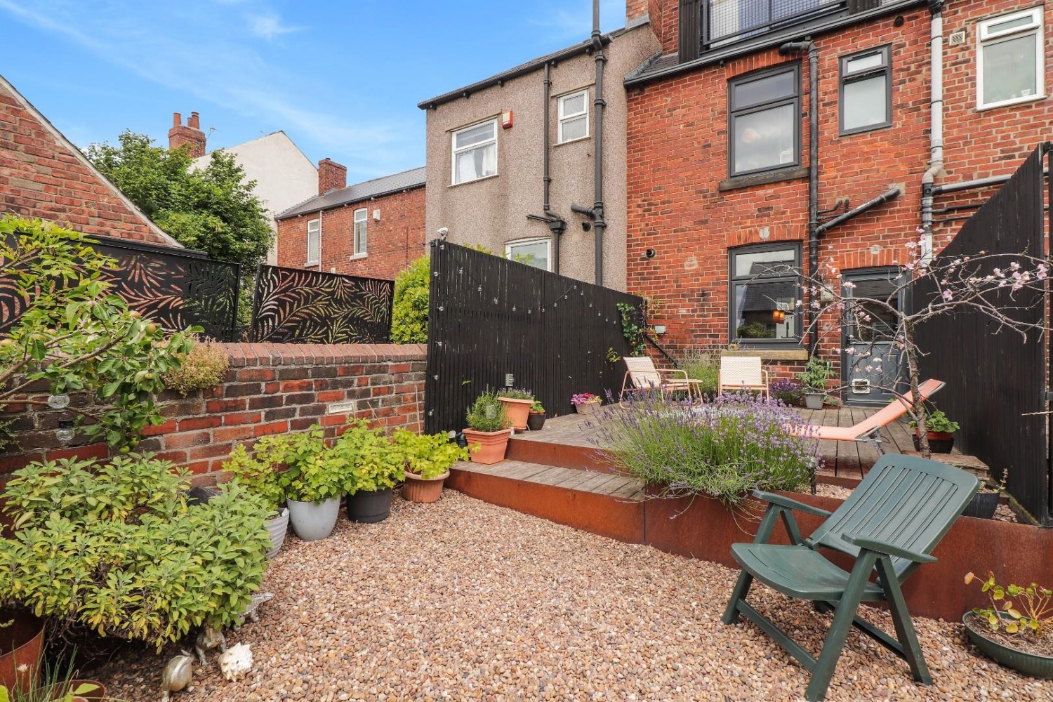 2 bedroom House for sale in Tapton Bank, Crosspool, Sheffield