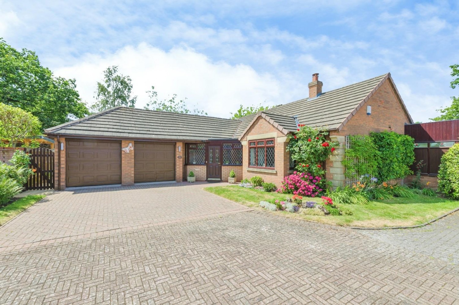 2 bedroom Bungalow for sale in Heritage Court, Lichfield