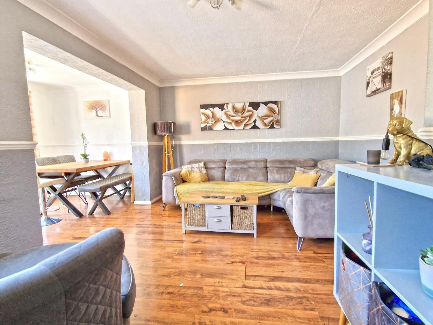4 bedroom House for sale in Beaufort Close, Bicester