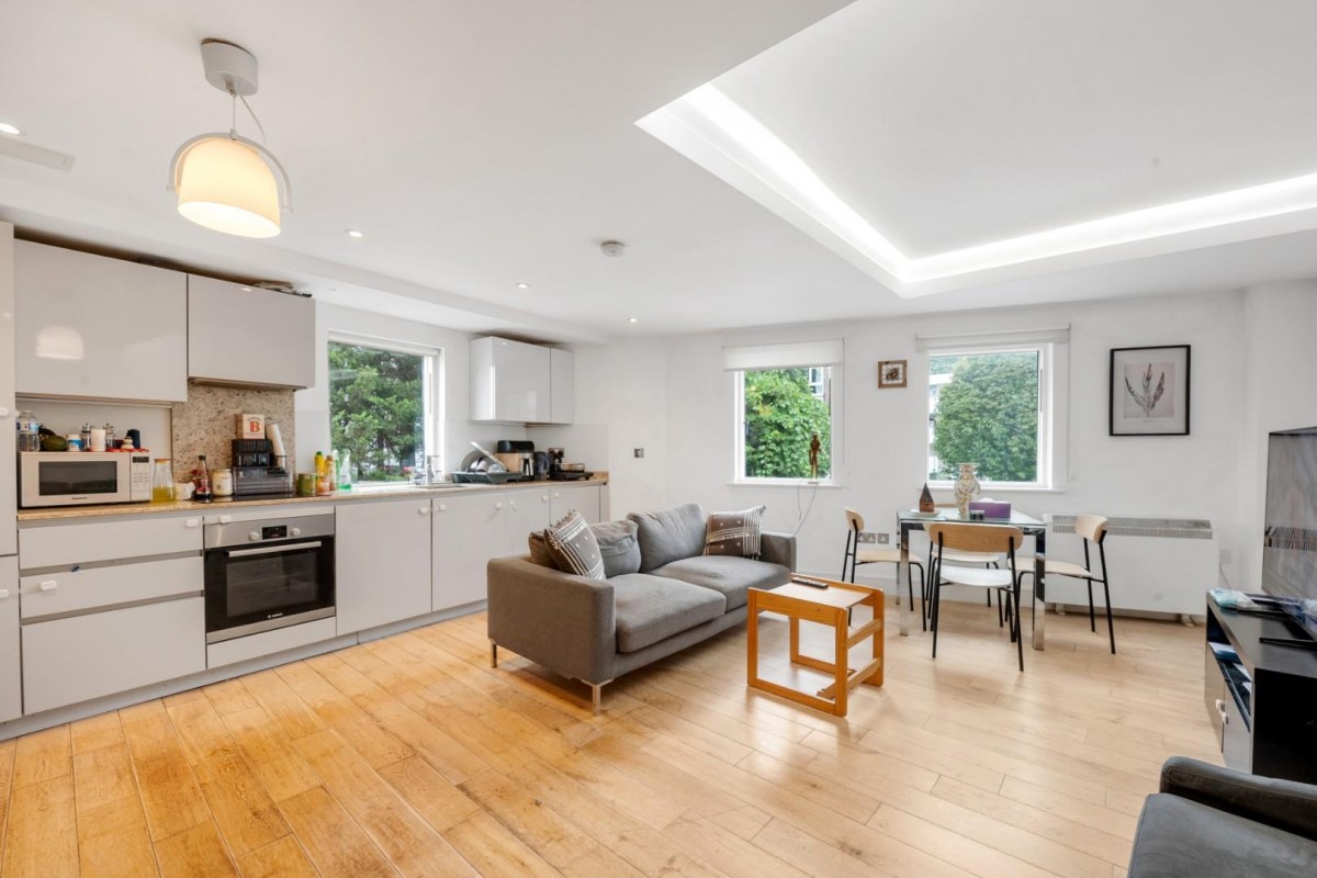 Ostro House, Finchley Road, London