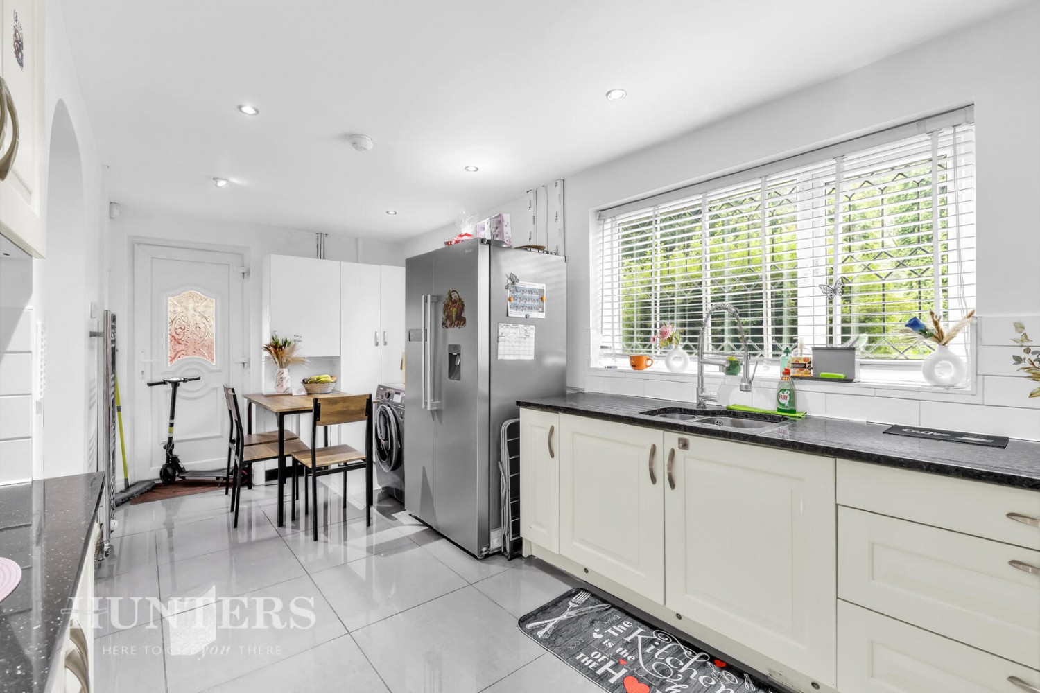 2 bedroom House for sale in Reins Lee Avenue, Oldham