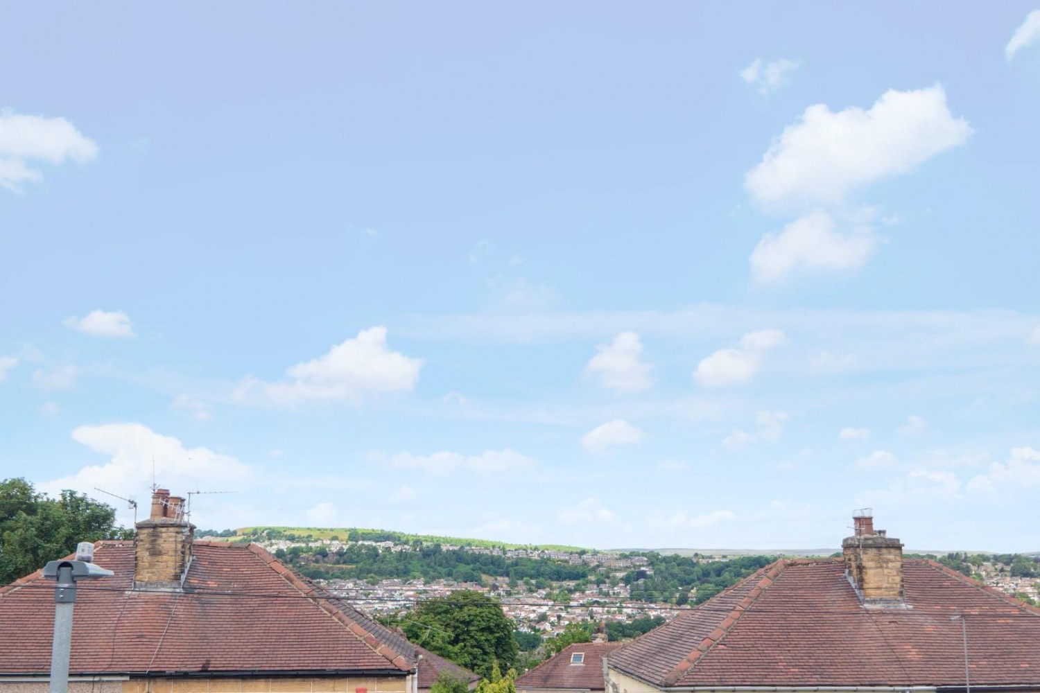 2 bedroom House to let in Vicarage Road, Shipley
