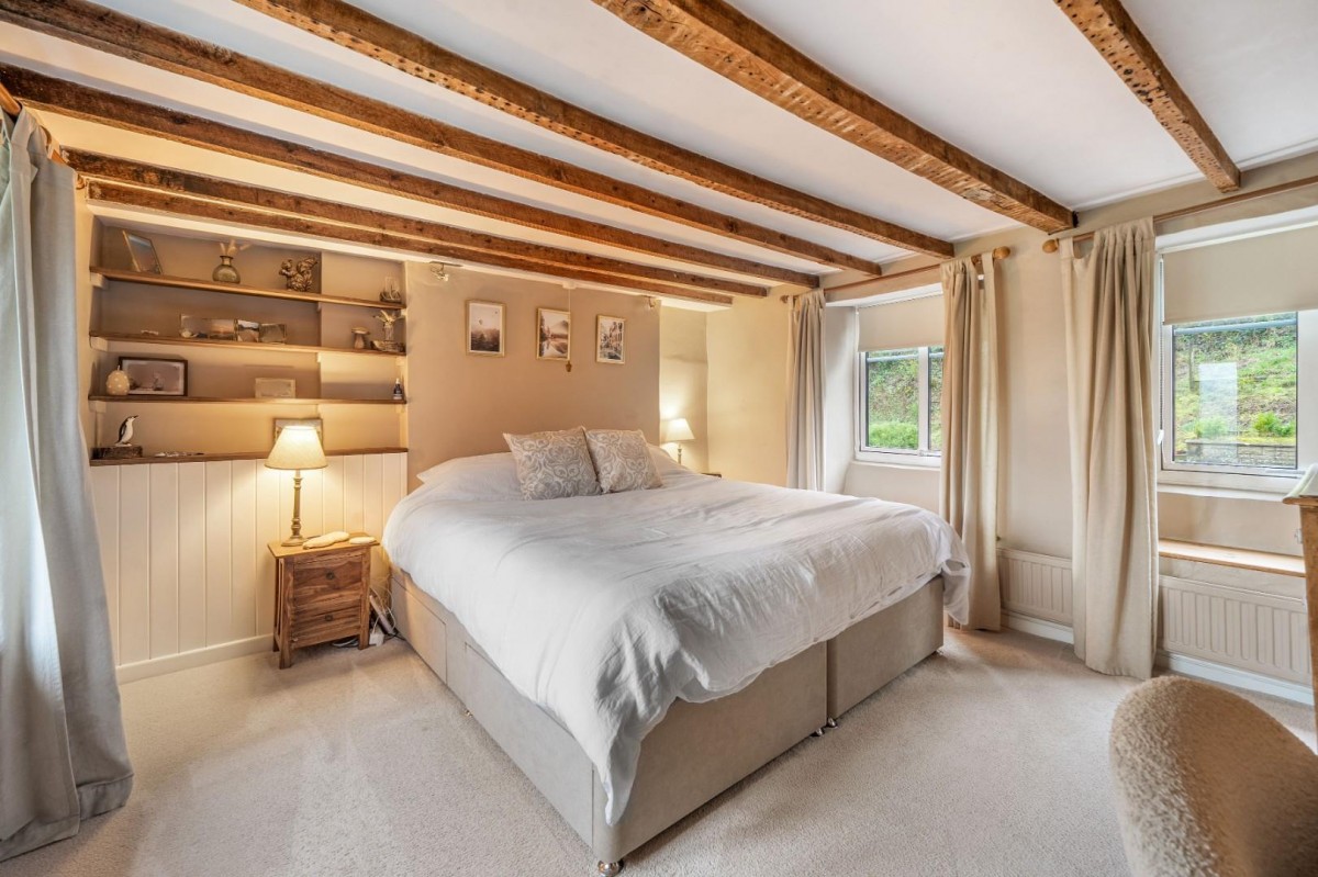 Crawley Hill, Uley