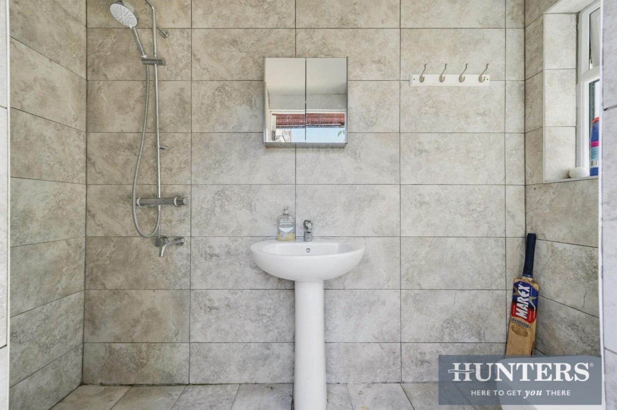 Inwood Road, Hounslow, TW3