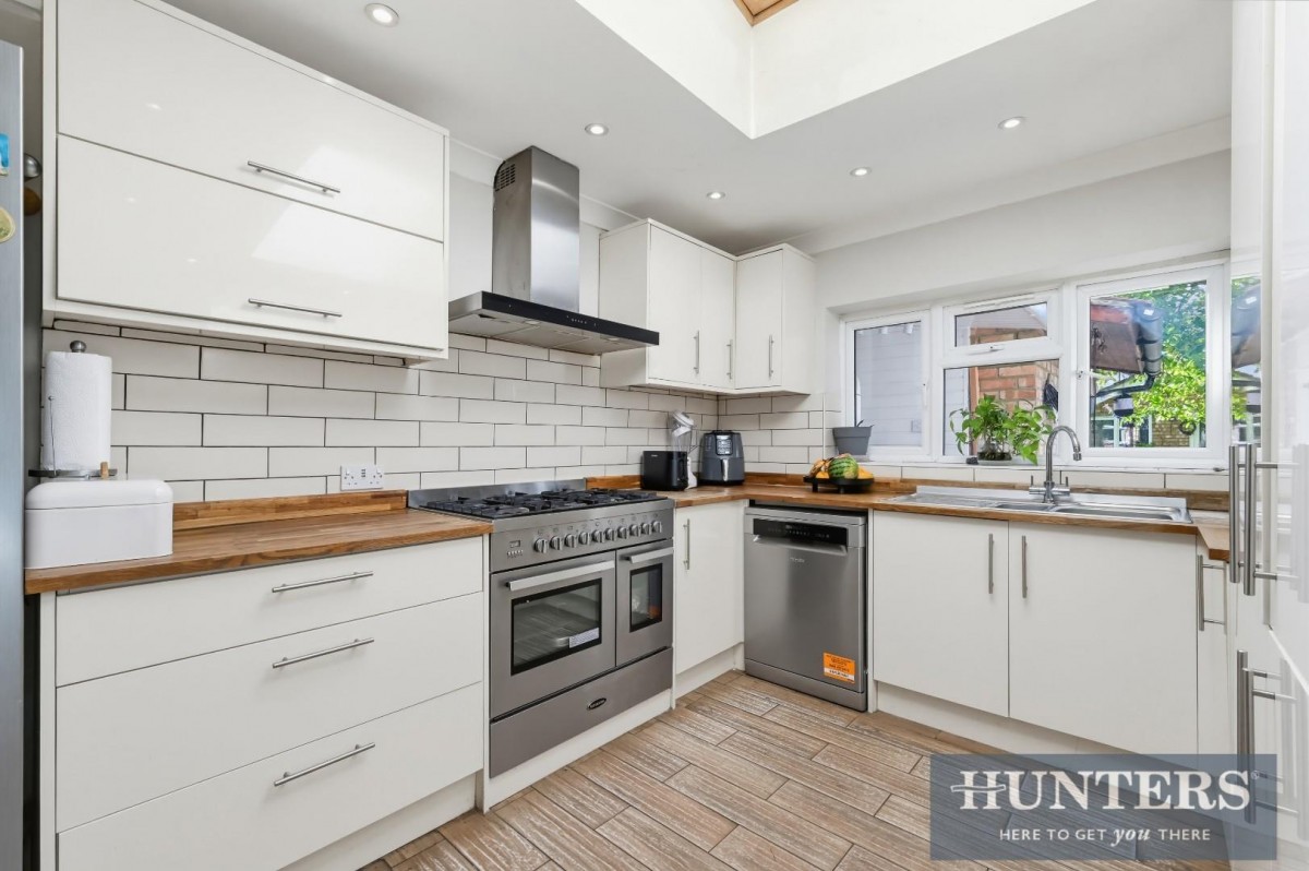 Inwood Road, Hounslow, TW3