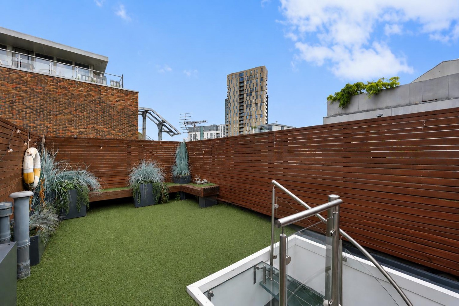 3 bedroom House for sale in Chance Street, Shoreditch, E2