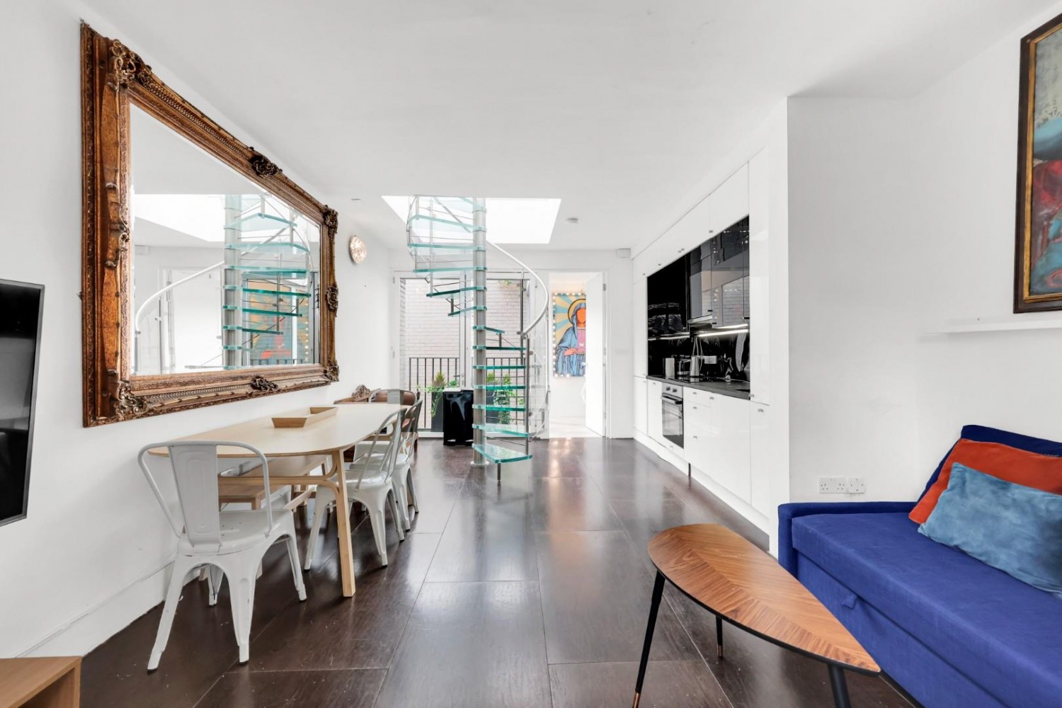 3 bedroom House for sale in Chance Street, Shoreditch, E2