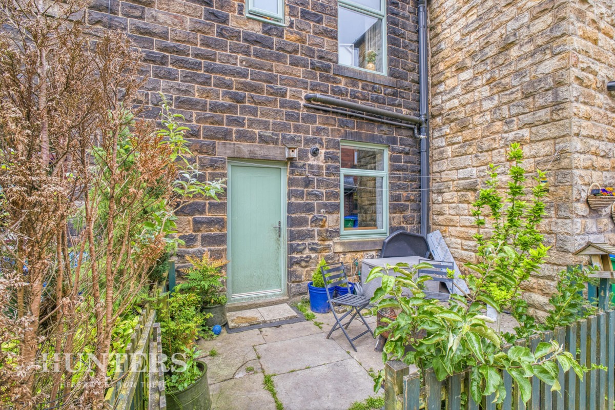 Hare Hill Road, Littleborough OL15 9HE