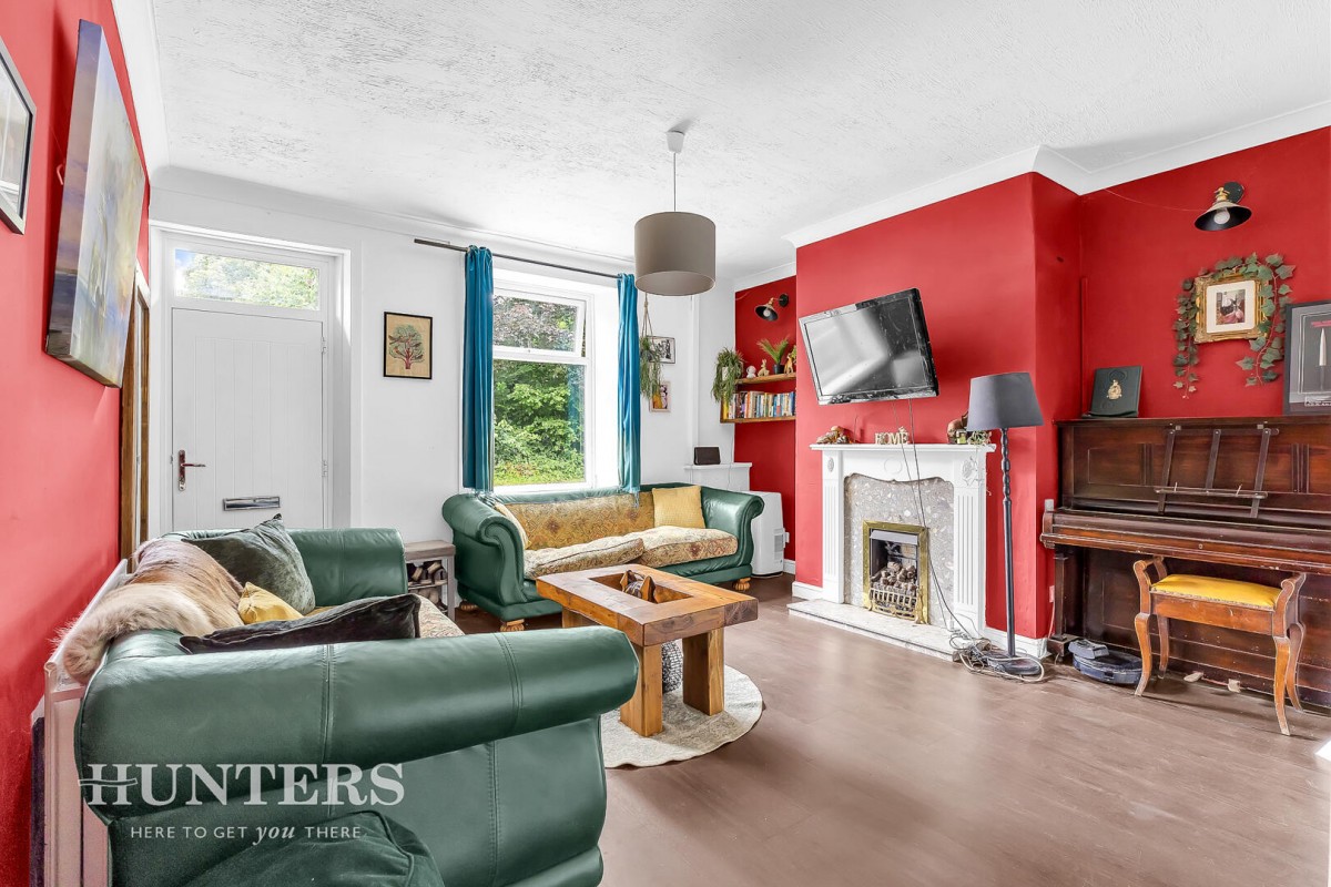 Hare Hill Road, Littleborough OL15 9HE
