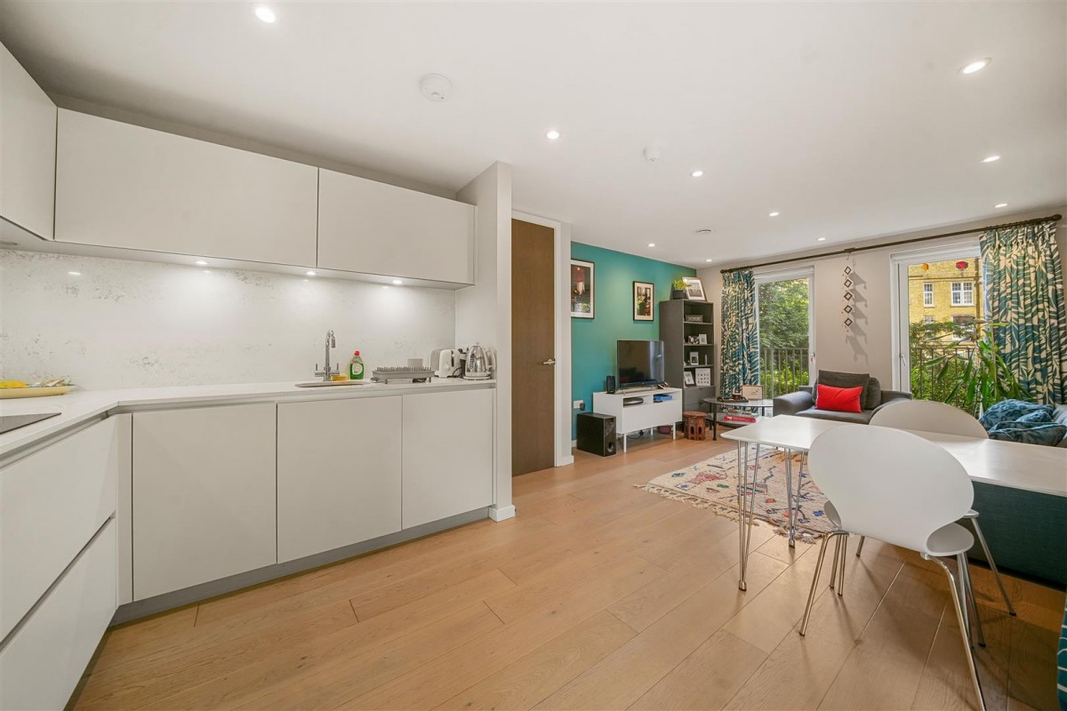 New North Road, London, N1