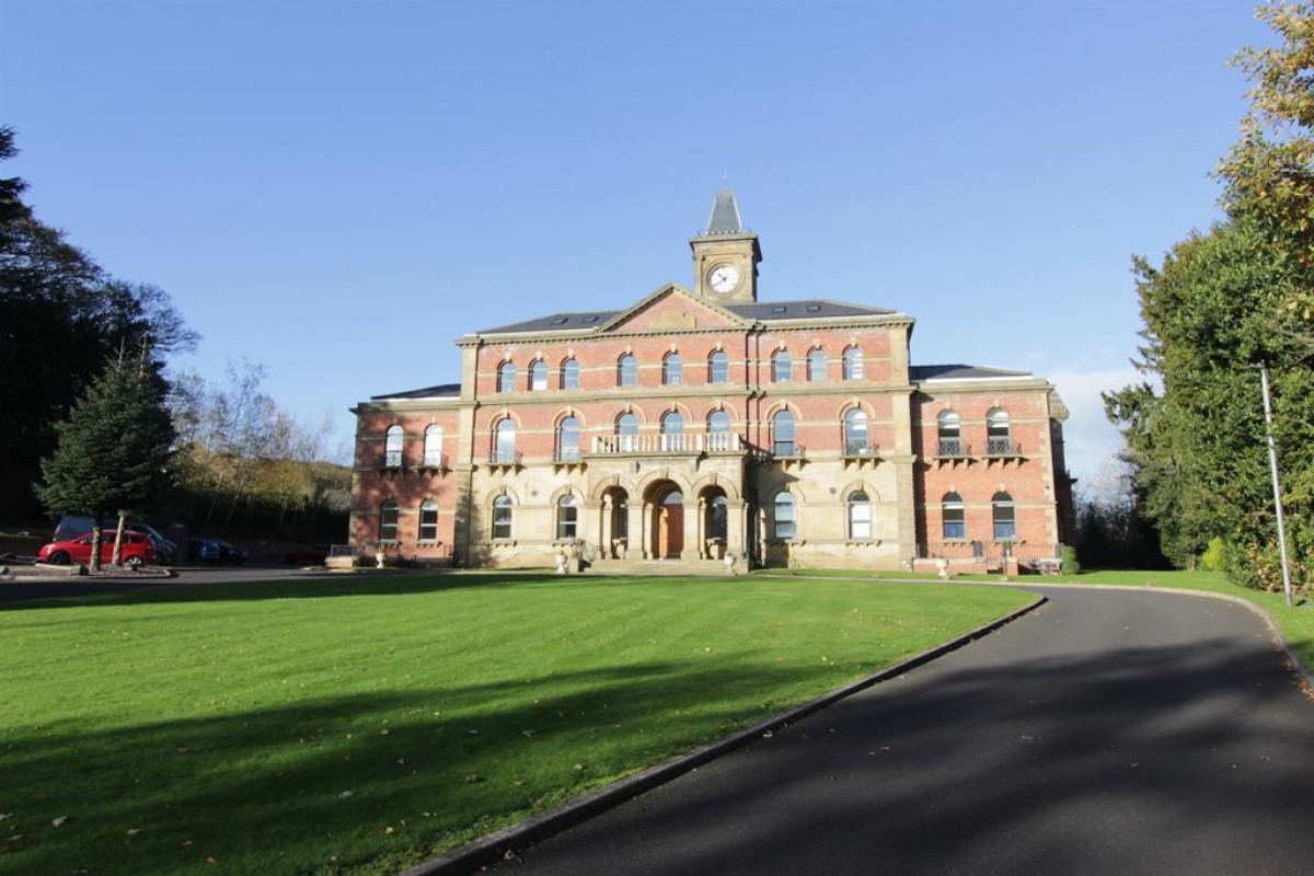 Middlewood Rise, Sheffield, S6 1UR