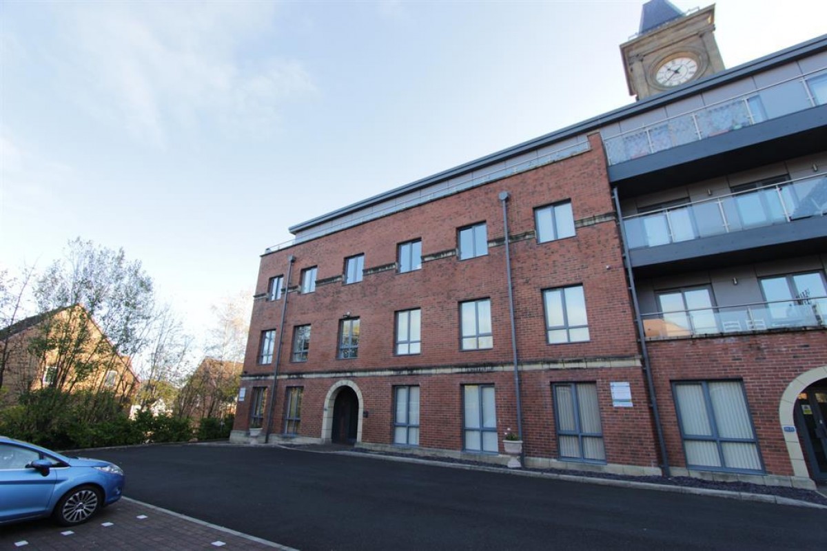 Middlewood Rise, Sheffield, S6 1UR