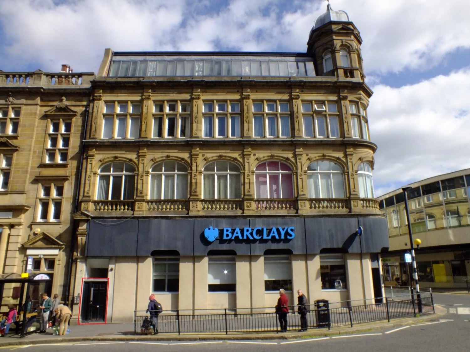 1 bedroom Flat to let in Bank House, Queen Street, Leeds