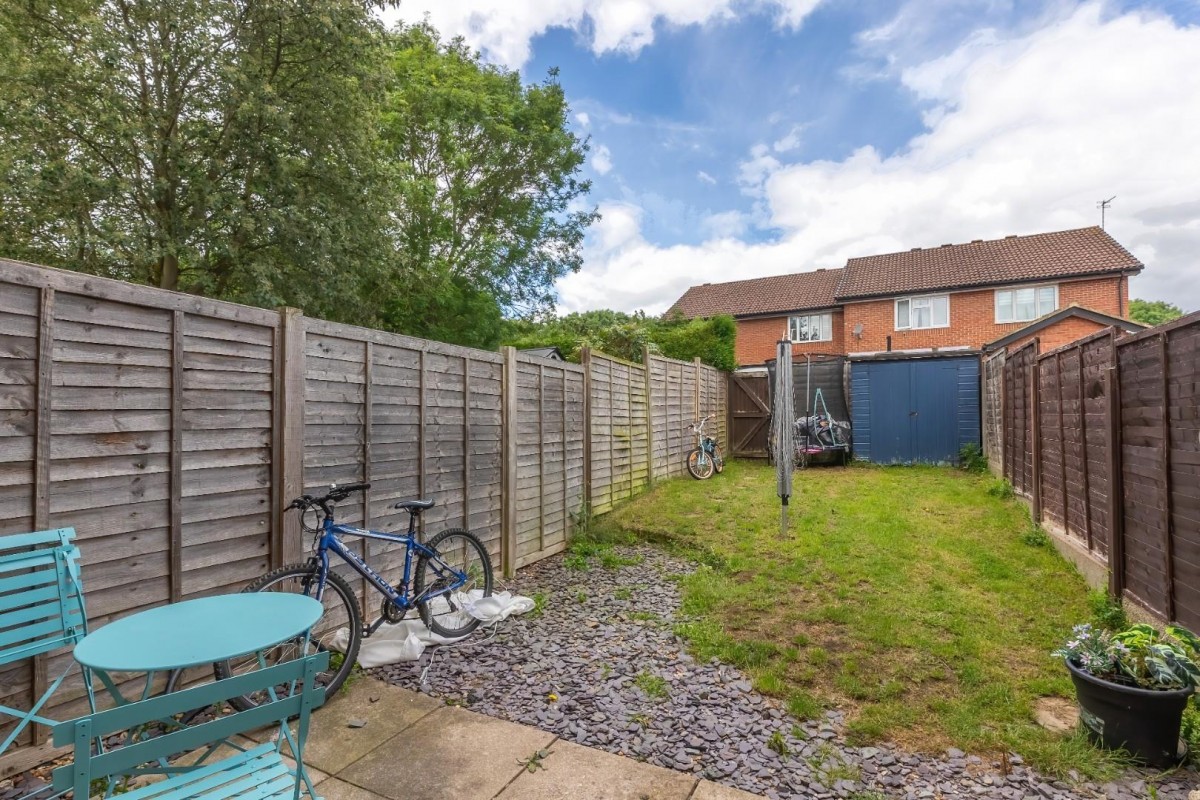 Burgess Gardens, Newport Pagnell