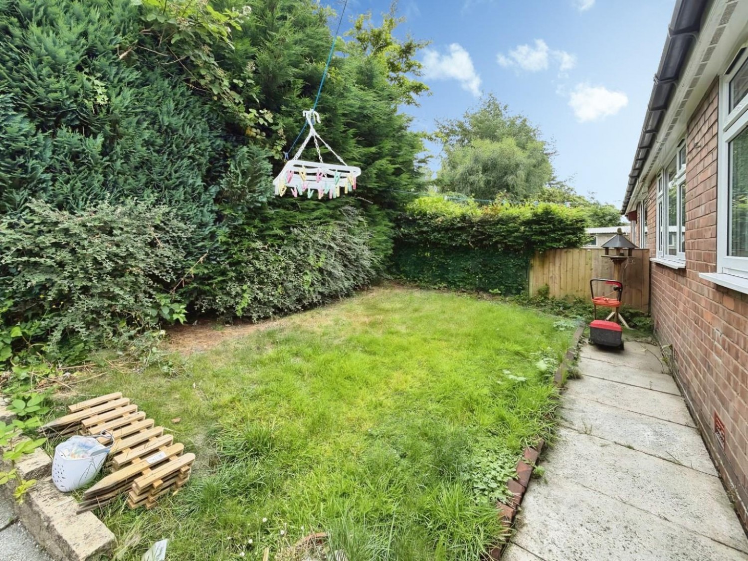 2 bedroom Bungalow to let in Carden Avenue, Swinton, Manchester