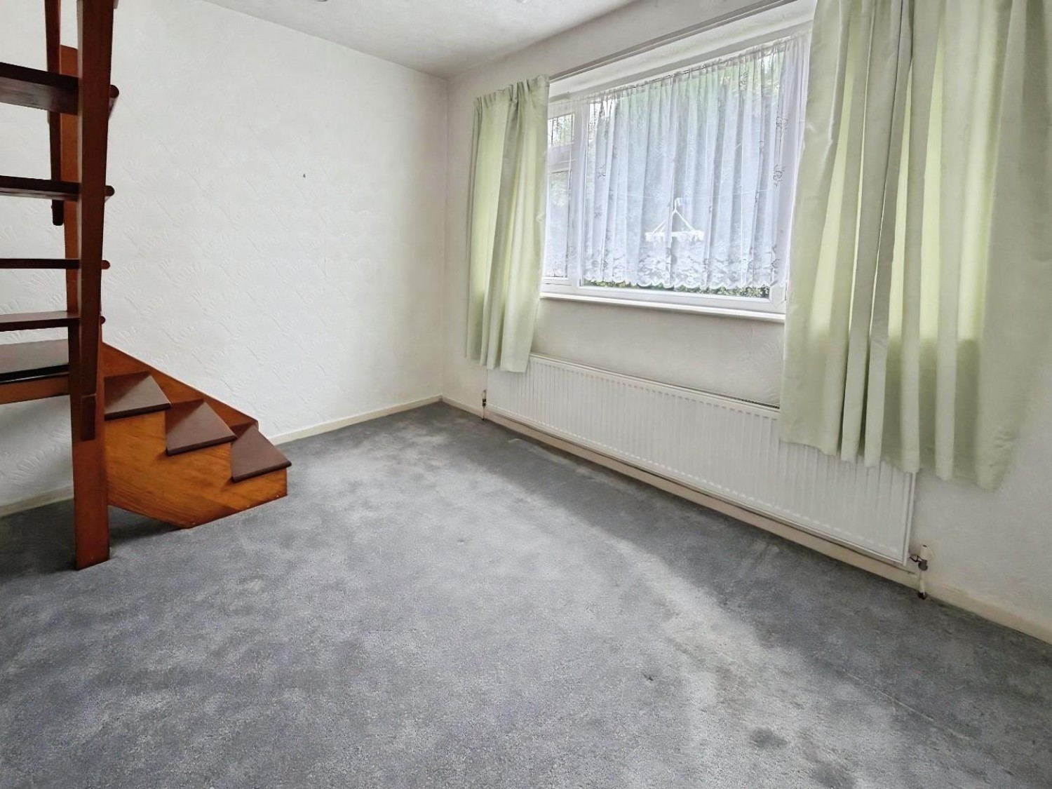2 bedroom Bungalow to let in Carden Avenue, Swinton, Manchester