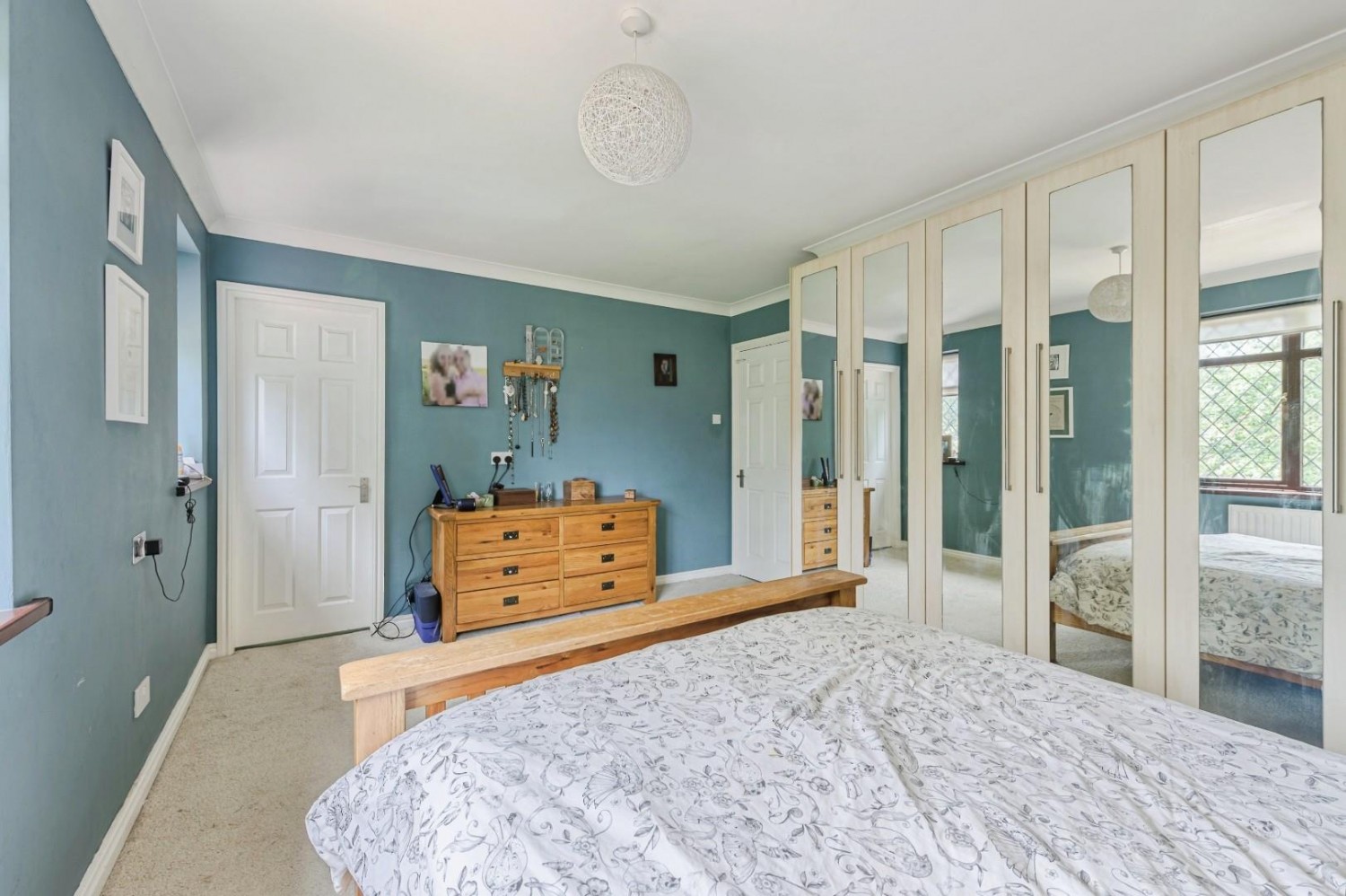 4 bedroom House for sale in Richmond Drive, Lichfield