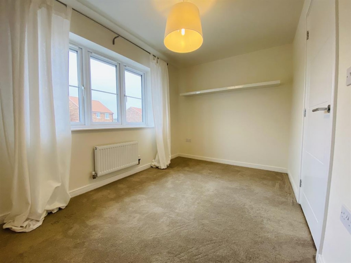 Heather Drive, Pontefract, WF8 2FG