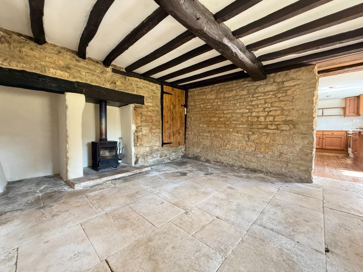 Oakridge Lynch, Stroud
