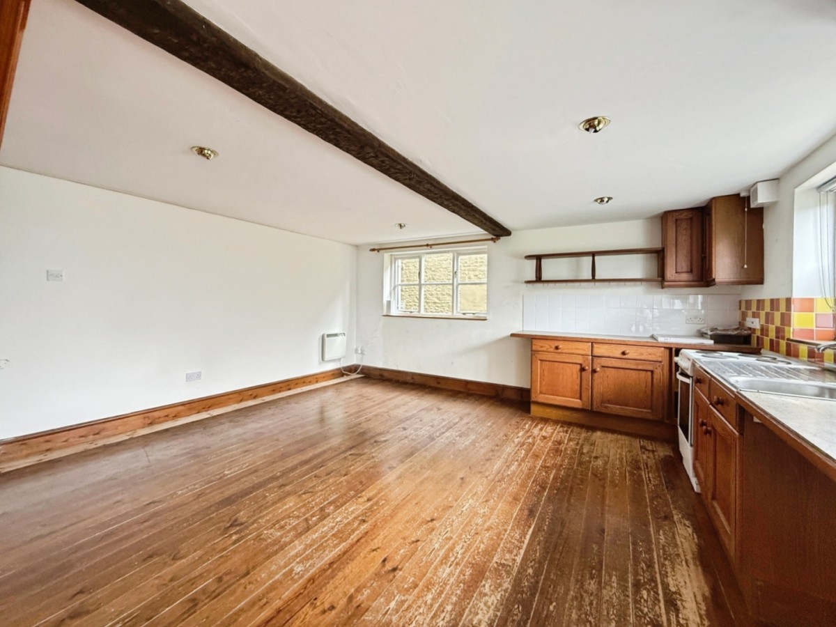 Oakridge Lynch, Stroud