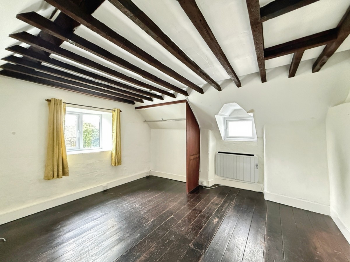 Oakridge Lynch, Stroud